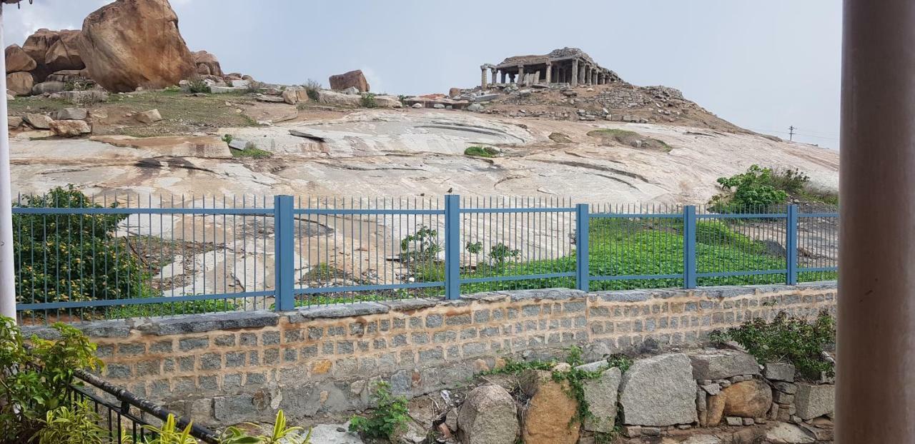 Padmaa Hampi Villa Zewnętrze zdjęcie